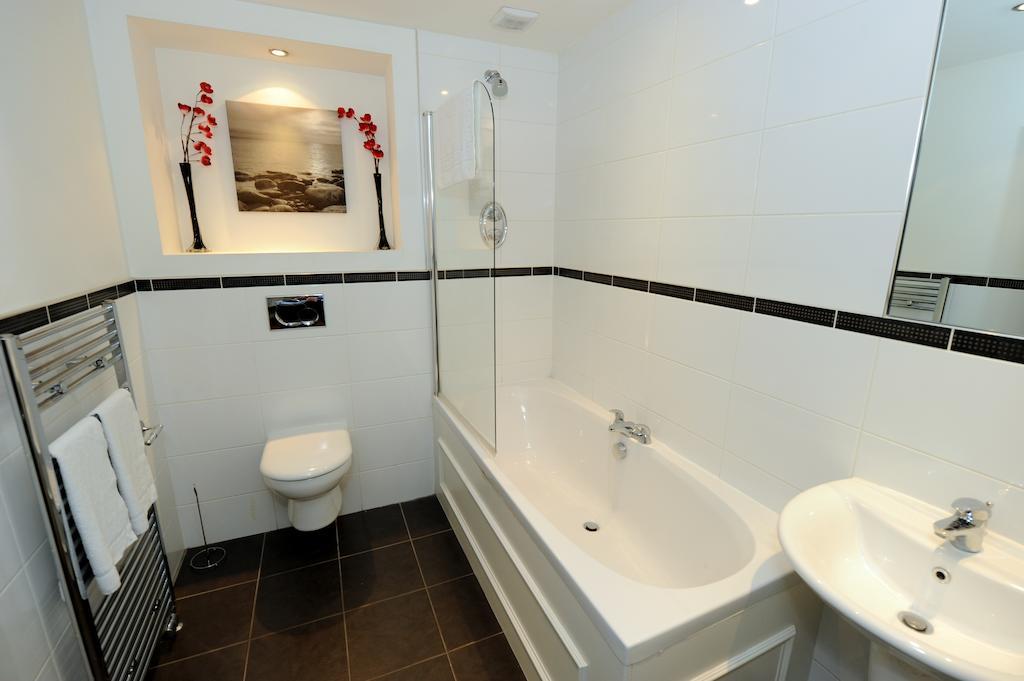 Parkhill Luxury Serviced Apartments - City Centre Apartments Абердин Номер фото